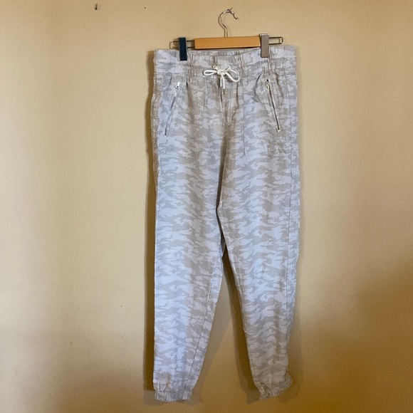 COPY - Athleta Cabo Tide Linen Jogger Women’s Size 8 T - Picture 2 of 5